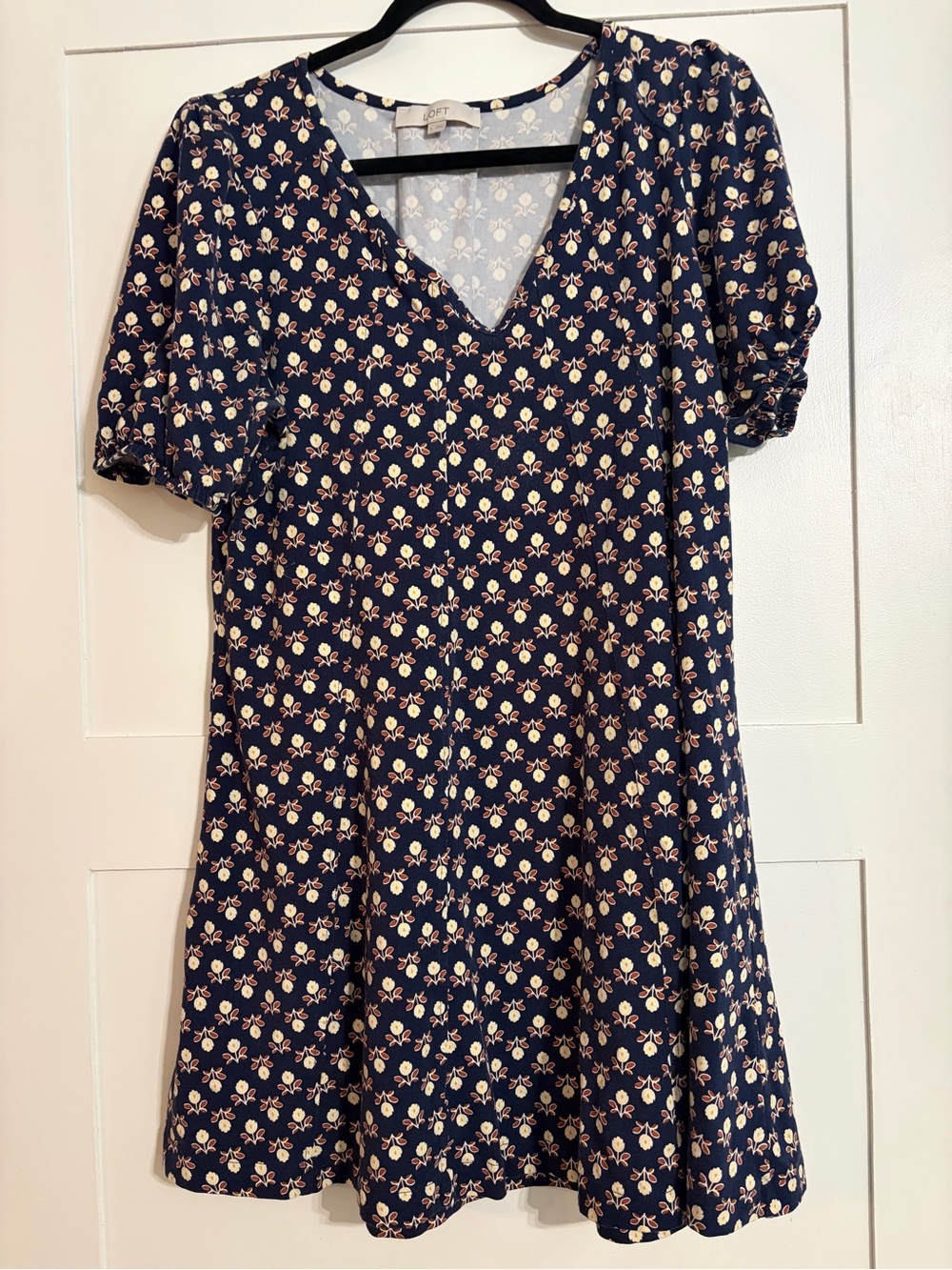 LOFT Navy Floral V-Neck Short Sleeve Dress